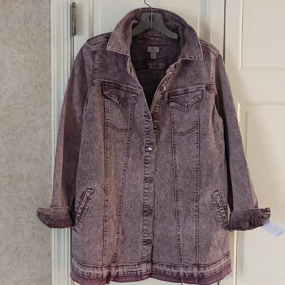 NWT.LOGO Lori Goldstein purple Stretch Denim Jacket.Pit To Pit 19" - Picture 2 of 7